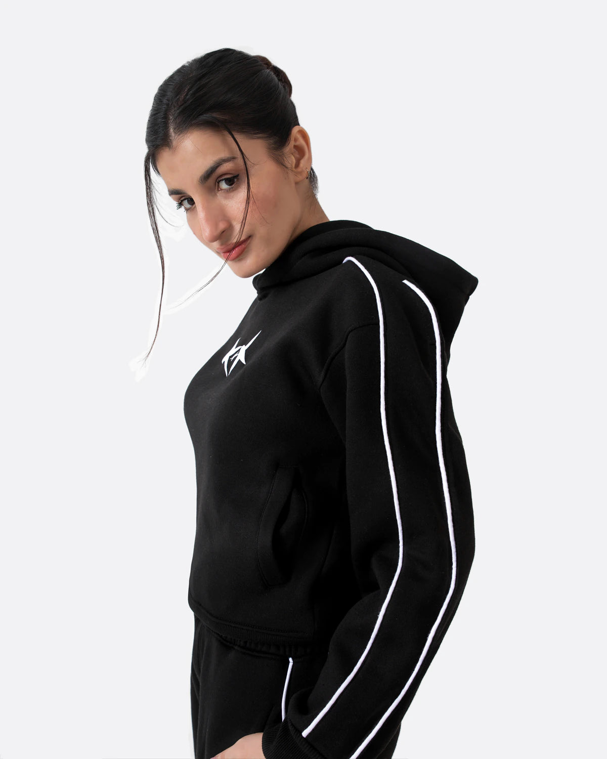 Crop Piping Hood | Black