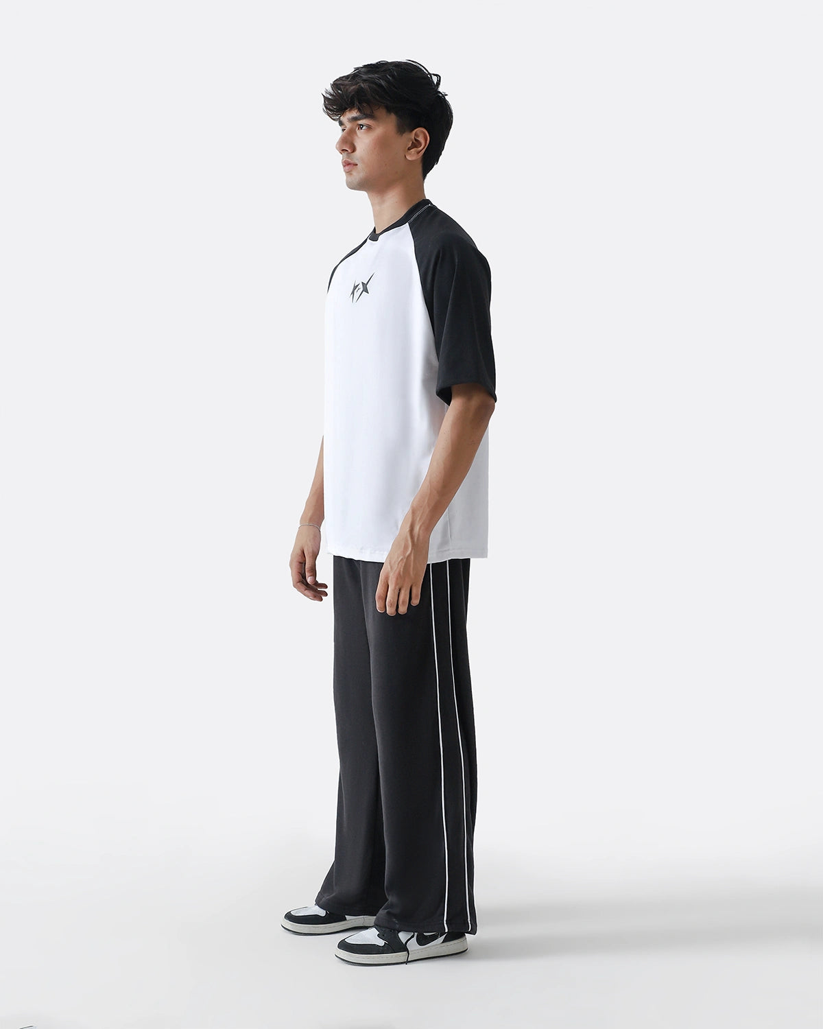 Star Raglan Tshirt | White