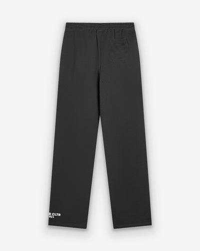 Back view: Dual welt pockets and belt loops on straight-leg terries